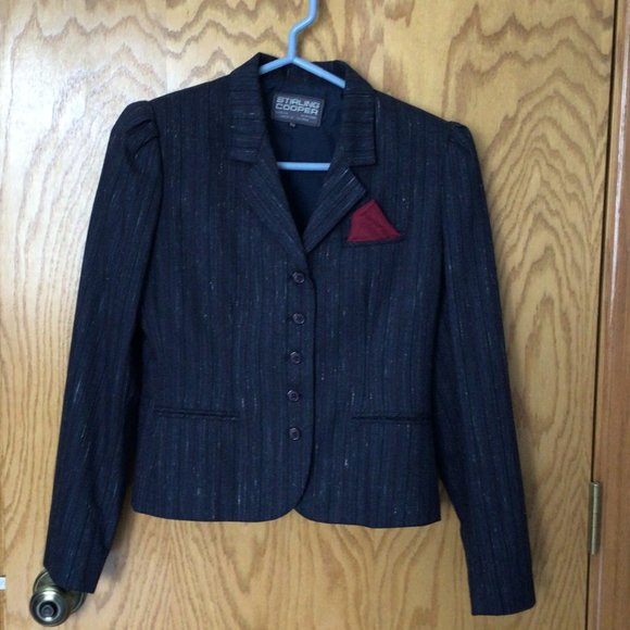 Stirling Cooper - Vintage Navy blue skirt & jacket suit with red & white threads - Picture 8 of 12